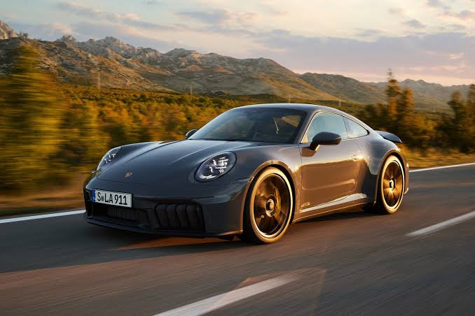 Porsche 911 Carrera